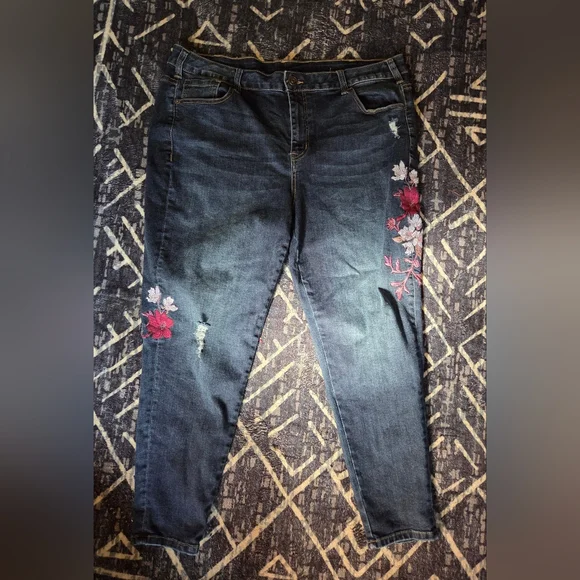 Venezia Plus Size Jeans By Lane Bryant - Picture 2 of 8